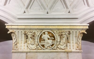 El Constitucional otorga amparo a una propietaria y anula la suspensión del lanzamiento de un okupa ilegal de una vivienda.